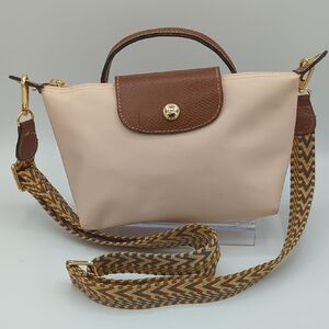 Domat Crossbody Bag